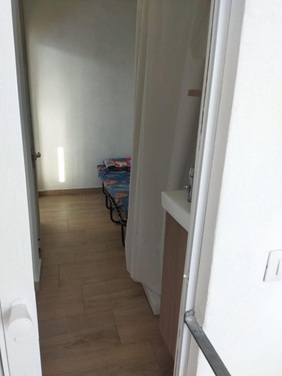 Ferienwohnung Casa Di Ema Monserrato Exterior foto